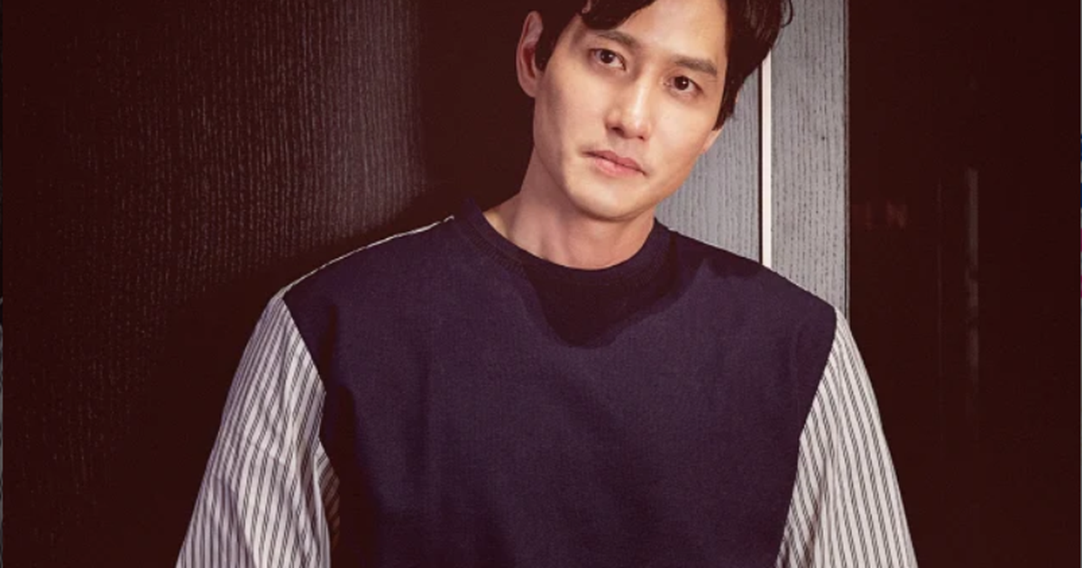 Fan phát cuồng vì vẻ đẹp trai của tài tử ngoại tình trong ‘Thế giới hôn nhân’