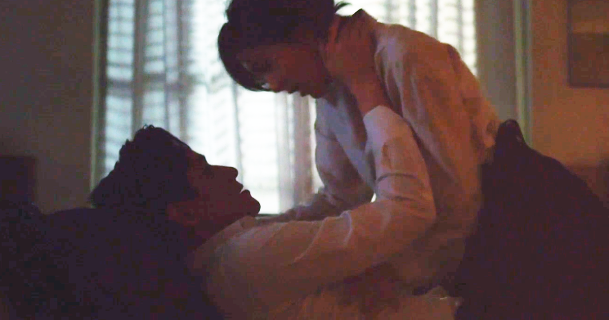 ‘Thế giới hôn nhân’ lại gây sốt vì cảnh ân ái