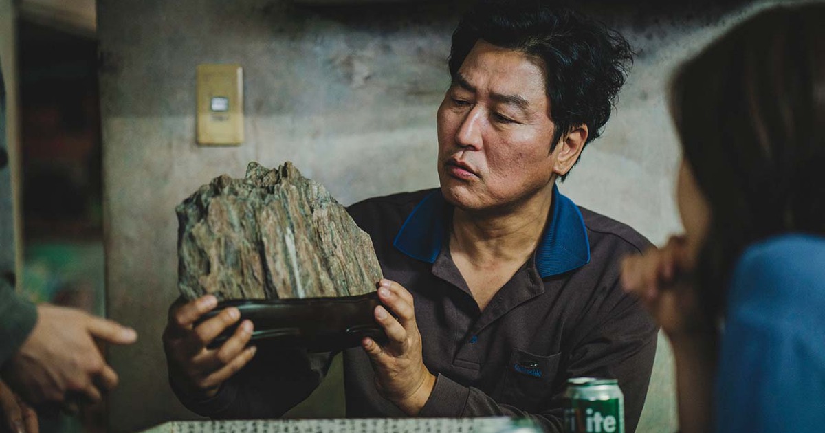 'Ký sinh trùng' càn quét giải ‘Oscar Hàn Quốc’