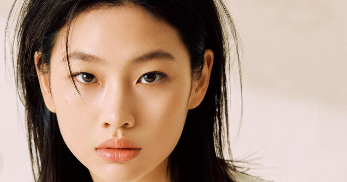 Vì sao lượt theo dõi Instagram Jung Ho Yeon tăng đột biến sau ‘Trò chơi con mực’?