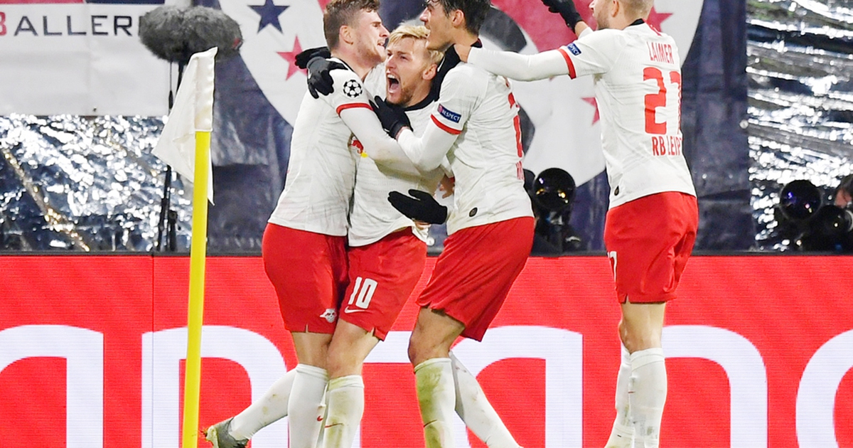 Ngôi đầu đổi chủ liên tục, Bundesliga là giải đấu 'dị' nhất châu Âu