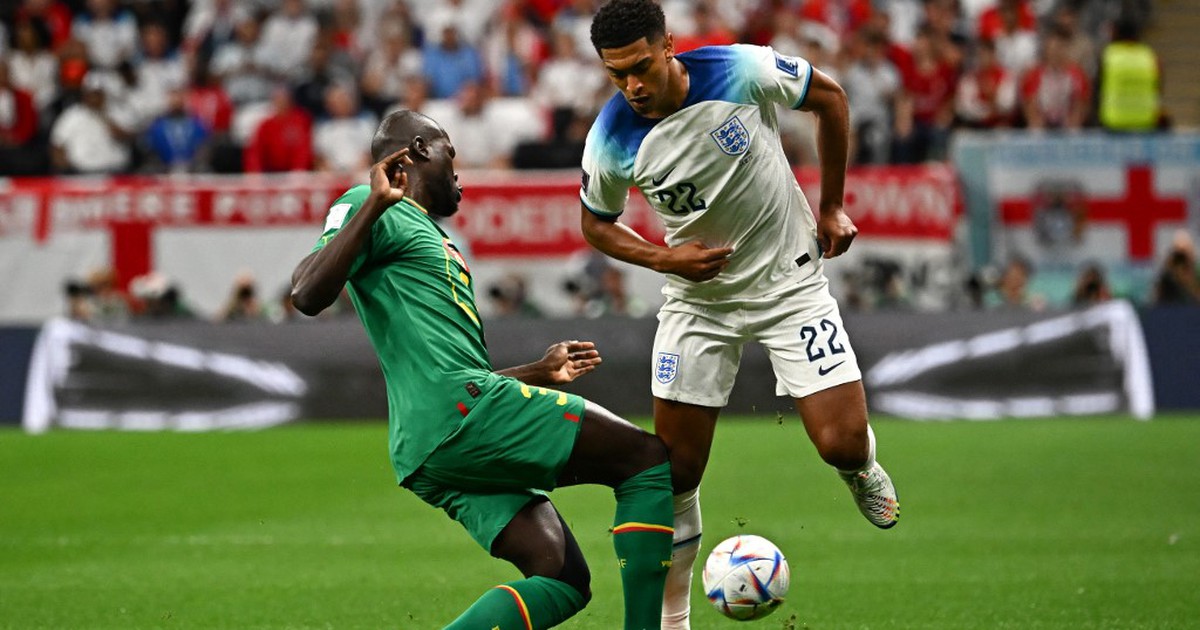 Phản ứng của ngôi sao hay nhất tuyển Anh Jude Bellingham khi đề nghị đến Real Madrid