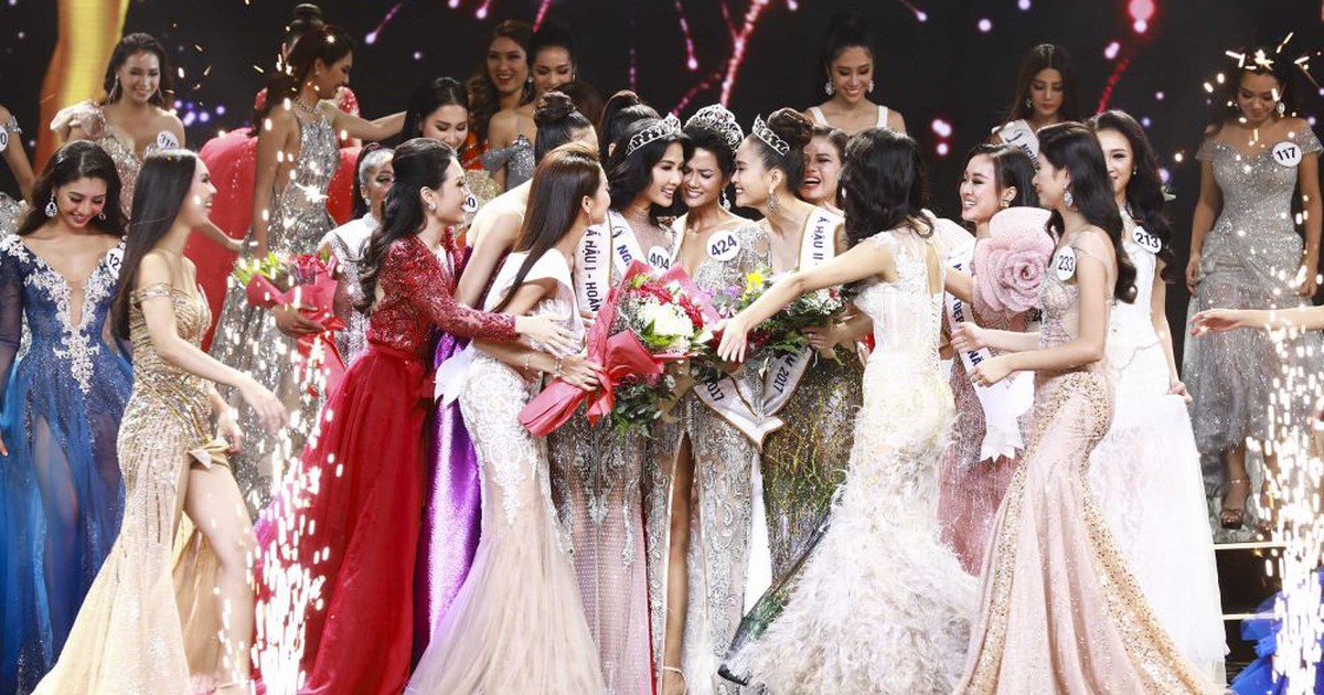 H’hen Niê đăng quang Hoa hậu Hoàn vũ Việt Nam 2017