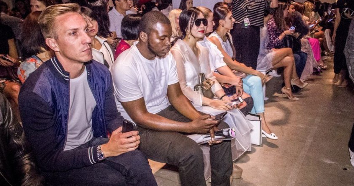 Doanh nhân Lưu Nga dự Tuần lễ thời trang New York cùng Paris Hilton