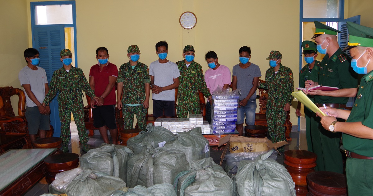 Bắt giữ nhóm người tuồn hàng lậu từ Campuchia về Hà Tiên