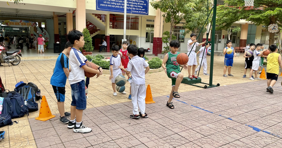 Cần Thơ đóng cửa các trường học chuyển sang học trực tuyến để phòng chống Covid-19