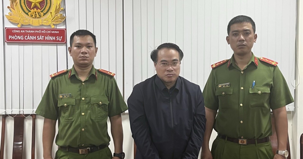 Vì sao Cục trưởng Cục Đăng kiểm bị Công an TP.HCM bắt giam?