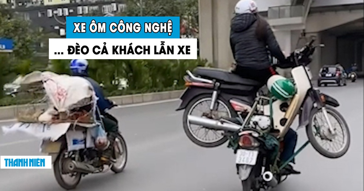 ‘Bó tay’ tài xế xe ôm liều lĩnh chở cả khách lẫn xe, nghênh ngang trên phố