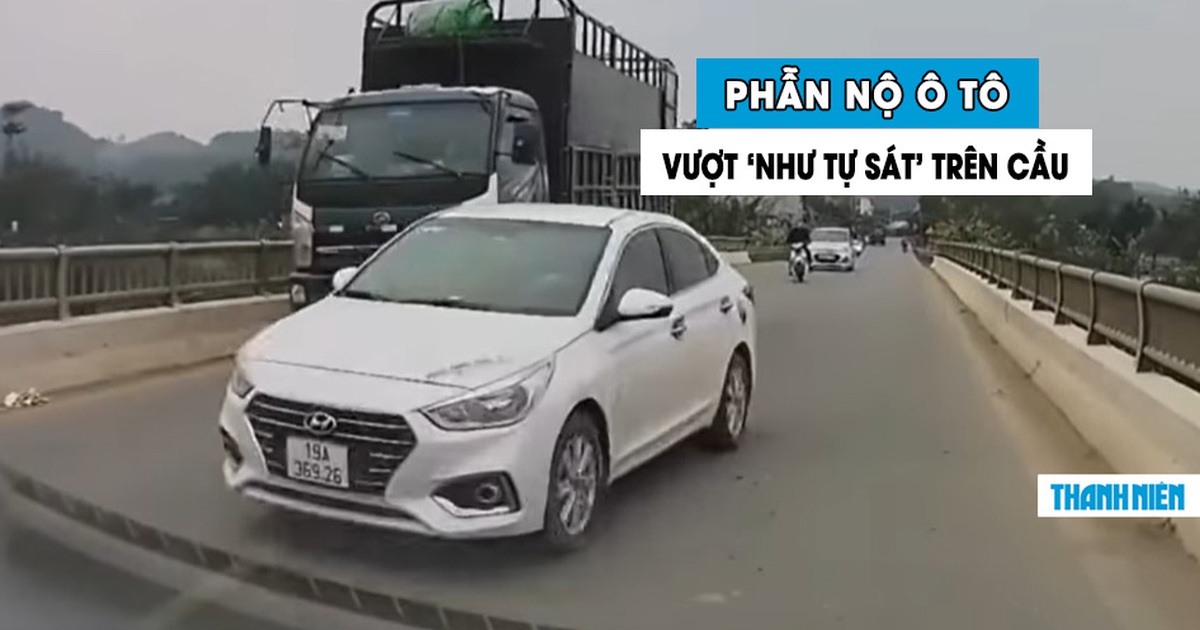 Ô tô ‘đua nhau’ vượt ẩu trên cầu suýt gây tai nạn: Dân mạng phẫn nộ