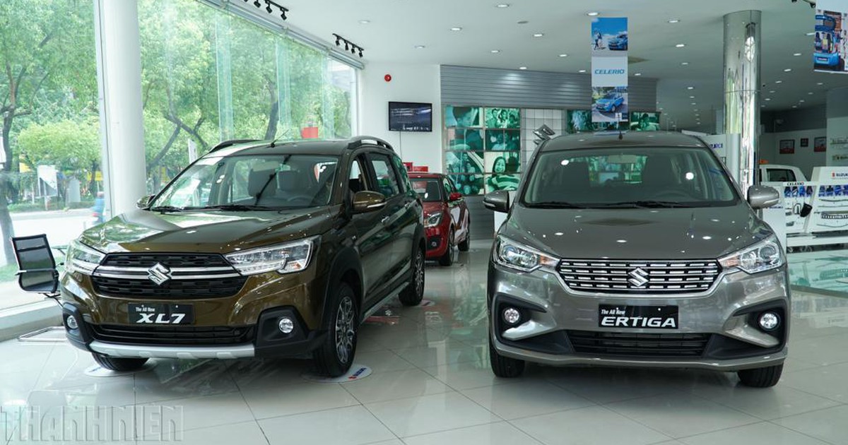 Nhỉnh hơn 30 triệu đồng, Suzuki XL7 đáng giá hơn 'đàn anh' Ertiga?