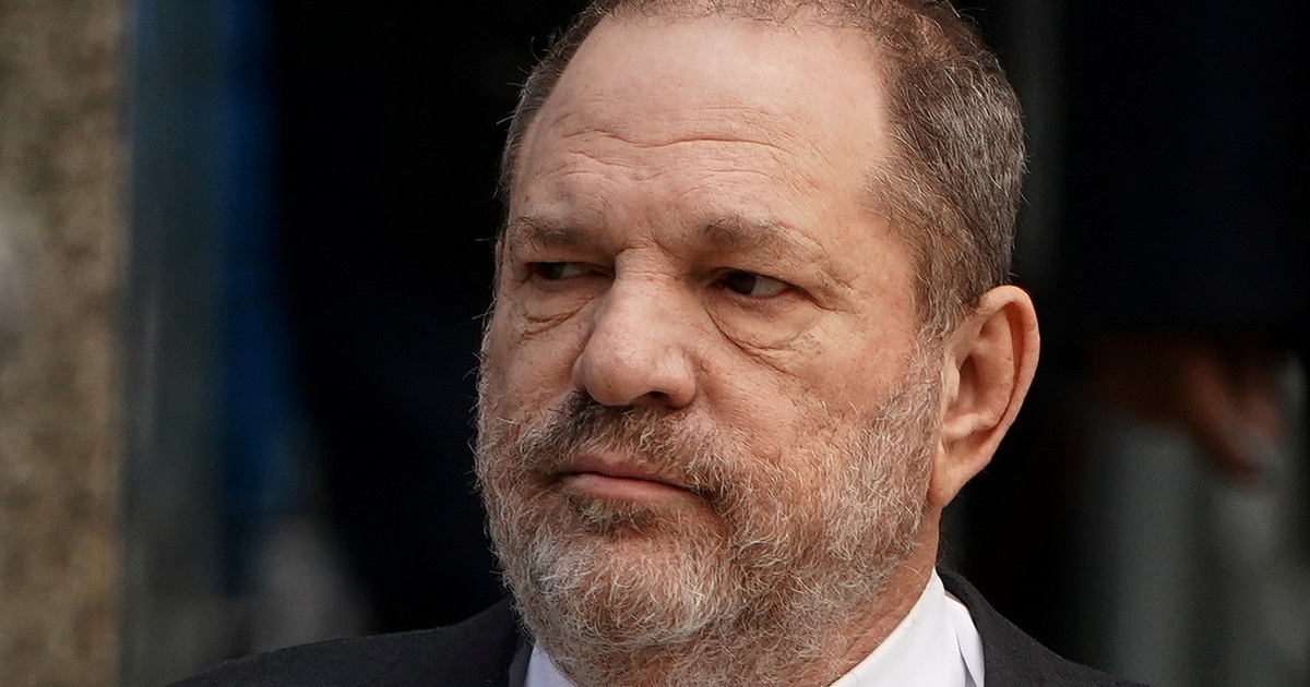 Luật sư xin rút khỏi vụ án tình dục của Harvey Weinstein vì bất đồng