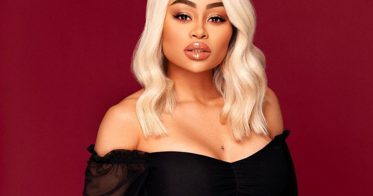 Tình cũ của rapper gốc Việt bắt fan trả gần 1.000 USD để gọi video với cô