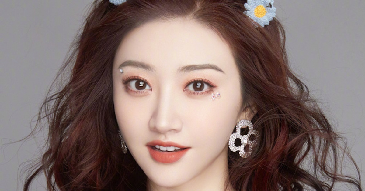 Cảnh Điềm thừa nhận từng phẫu thuật thẩm mỹ và gặp biến chứng