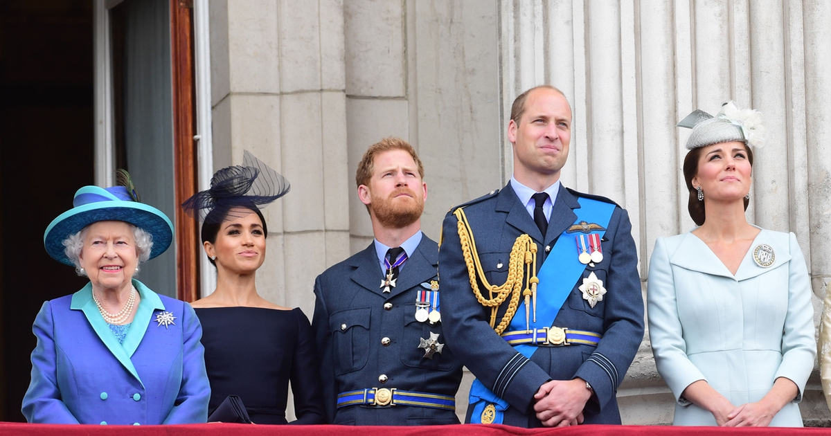 Hoàng gia Anh chính thức lên tiếng sau cuộc phỏng vấn 'bom tấn' của Meghan Markle