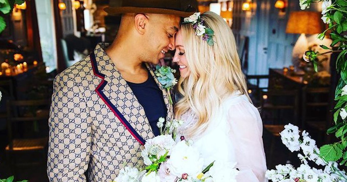 Emma Bunton của Spice Girls kết hôn với bạn trai gắn bó hơn 20 năm