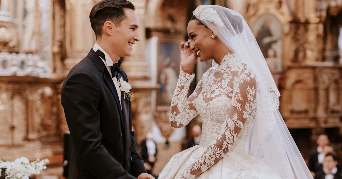 Đám cưới cổ tích của ‘thiên thần Victoria's Secret’ và con trai phó tổng thống Ecuador