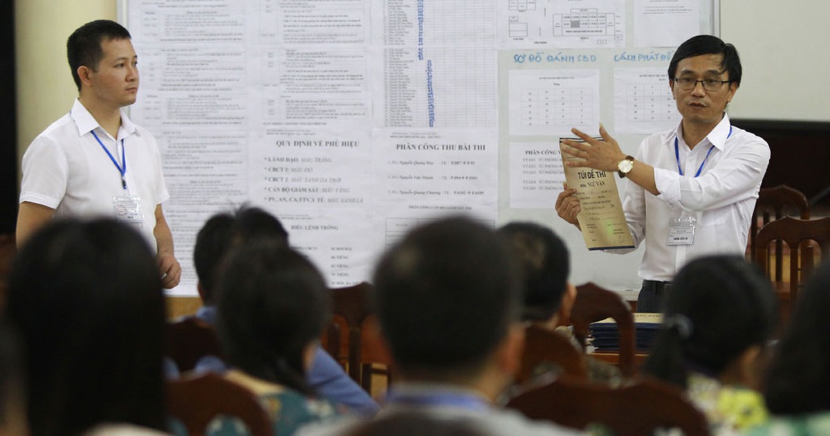 Hà Nội 'điểm mặt' thiết bị gian lận thi cử tới từng phòng thi