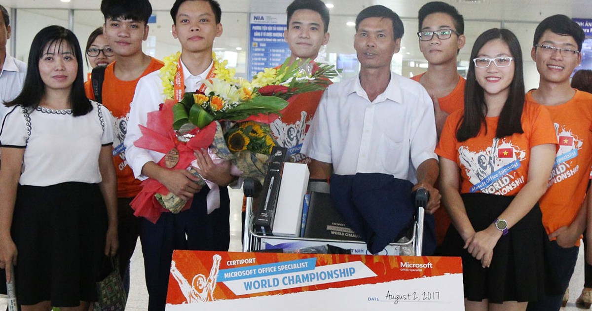 Học sinh Việt Nam giành huy chương đồng cuộc thi tin học văn phòng thế giới