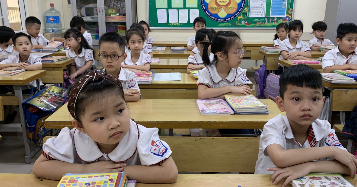 Học sinh Hà Nội tựu trường năm học mới sớm nhất ngày 1.9