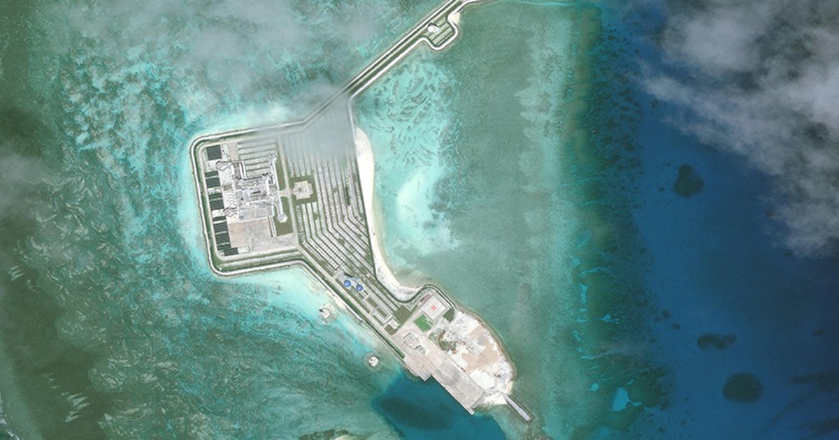 Philippines tố Trung Quốc phát cảnh báo đuổi máy bay ở Biển Đông