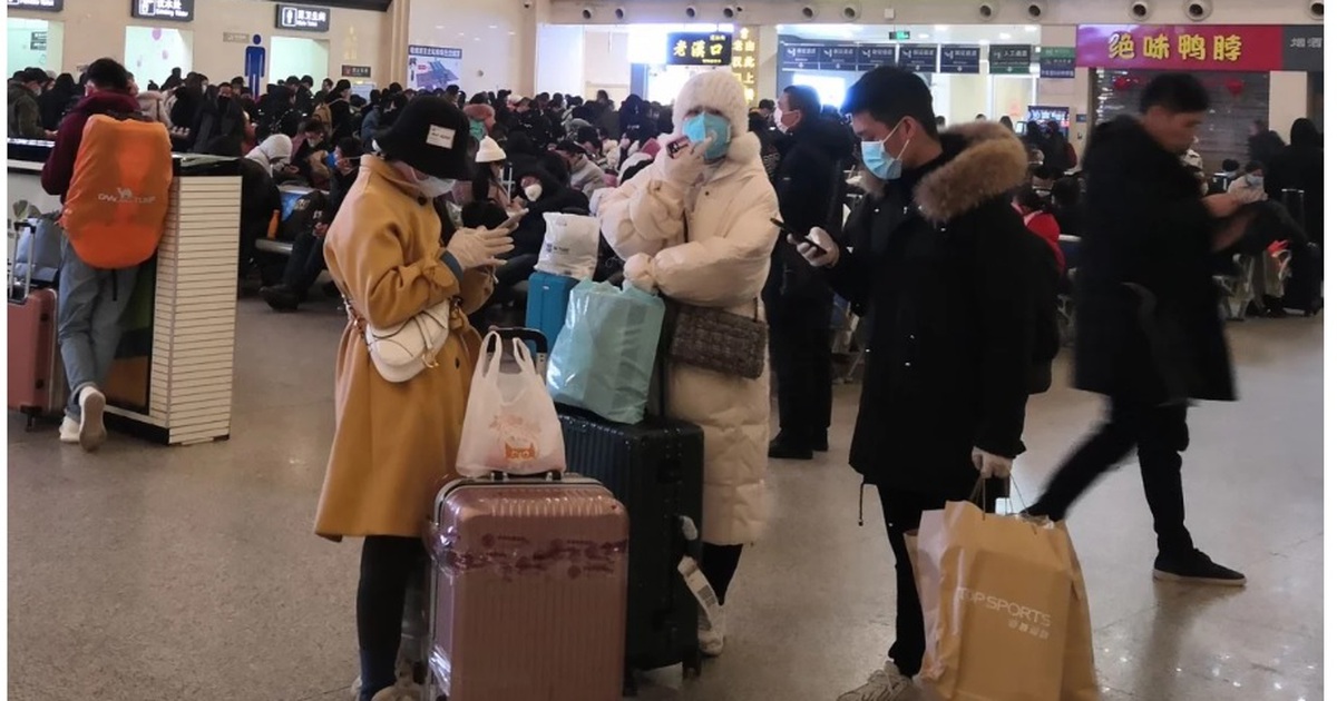 Vũ Hán cấm đi lại hoàn toàn khi số ca viêm phổi lạ tử vong tăng nhanh