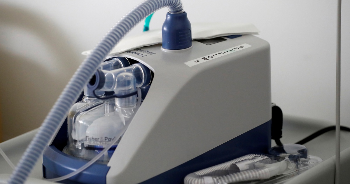 Thiếu máy thở trầm trọng, 2 bệnh nhân COVID-19 phải dùng chung 1 máy ở New York