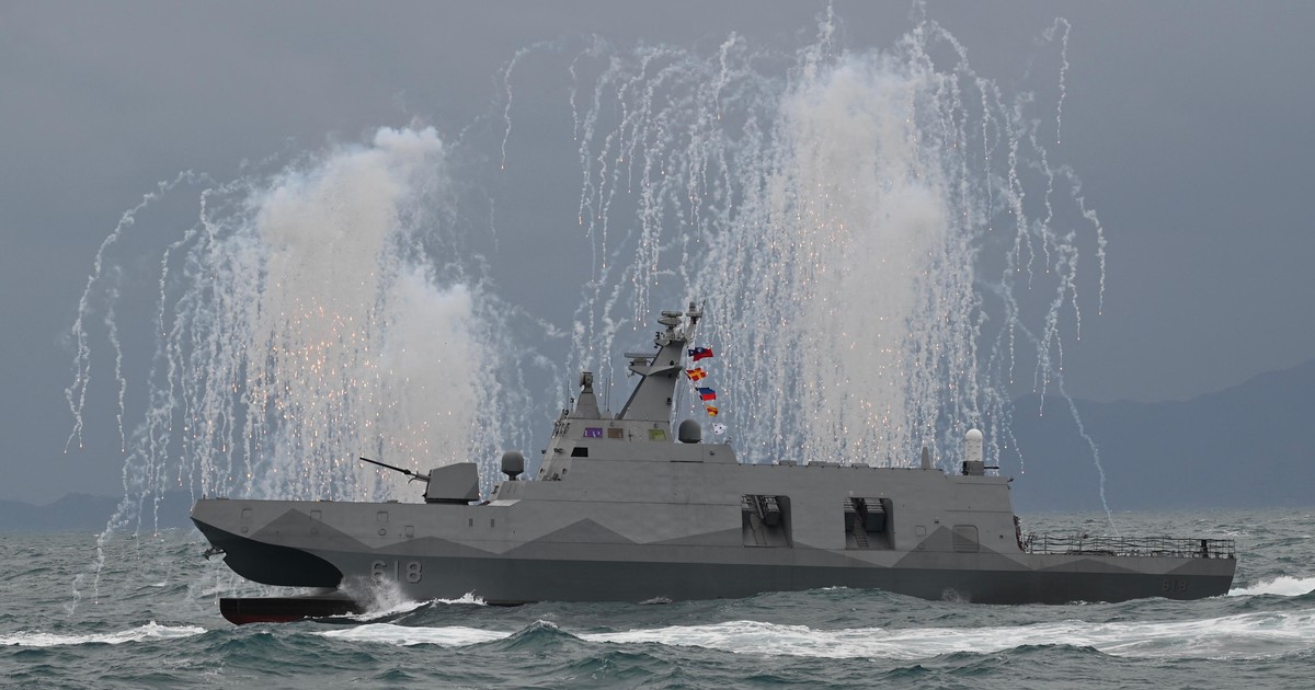 Đài Loan phô diễn năng lực khinh hạm tên lửa tàng hình