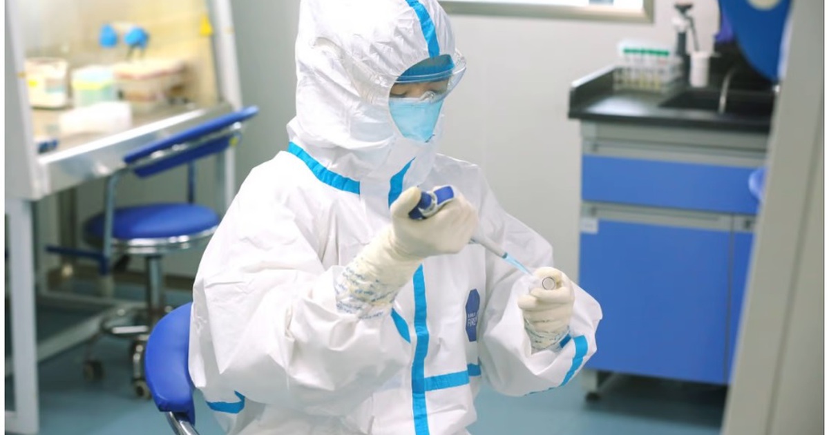 Nhà khoa học Trung Quốc chế tạo thiết bị xét nghiệm Covid-19 nhanh 'chính xác như PCR’