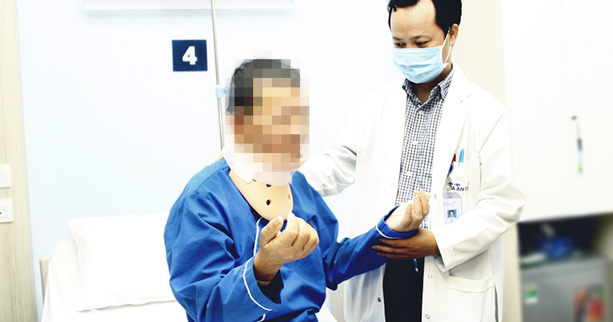 Những dấu hiệu 'tố cáo' bạn có thể bị thoát vị đĩa đệm cột sống cổ