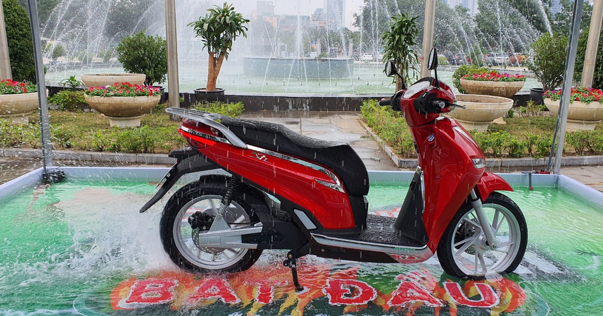 Honda dọa kiện, Pega lại muốn làm bạn như Messi và Ronaldo