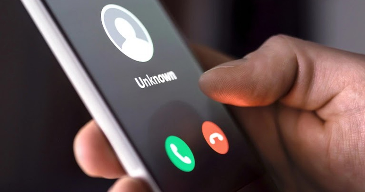 Cà Mau: Giáo viên nợ tiền vay, hiệu trưởng bị 'khủng bố'