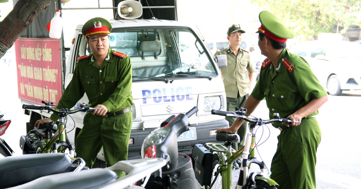 Cảnh sát trật tự không đi cùng CSGT có được lập chốt xử phạt giao thông?