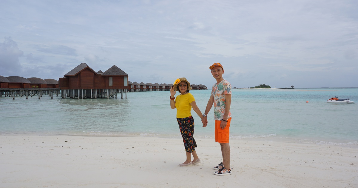 Chàng trai Sài Gòn cùng mẹ ‘check-in’ châu Á: ‘Hạnh phúc không thể thay thế!’