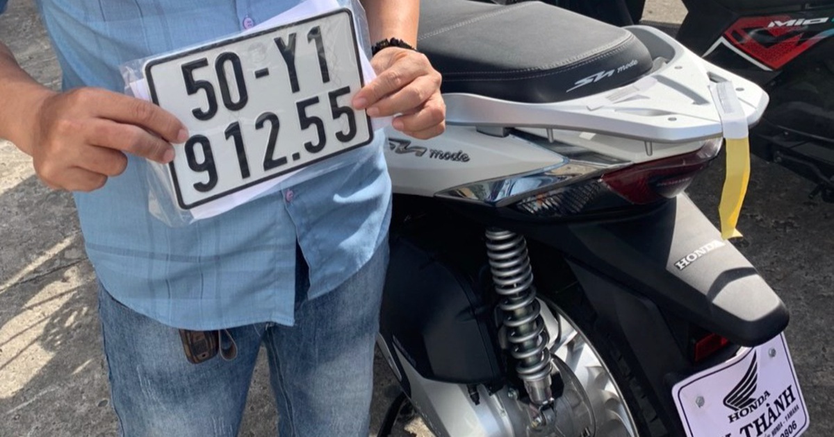 Người dân huyện ngoại thành TP.HCM đã có thể đi đăng ký xe máy bình thường