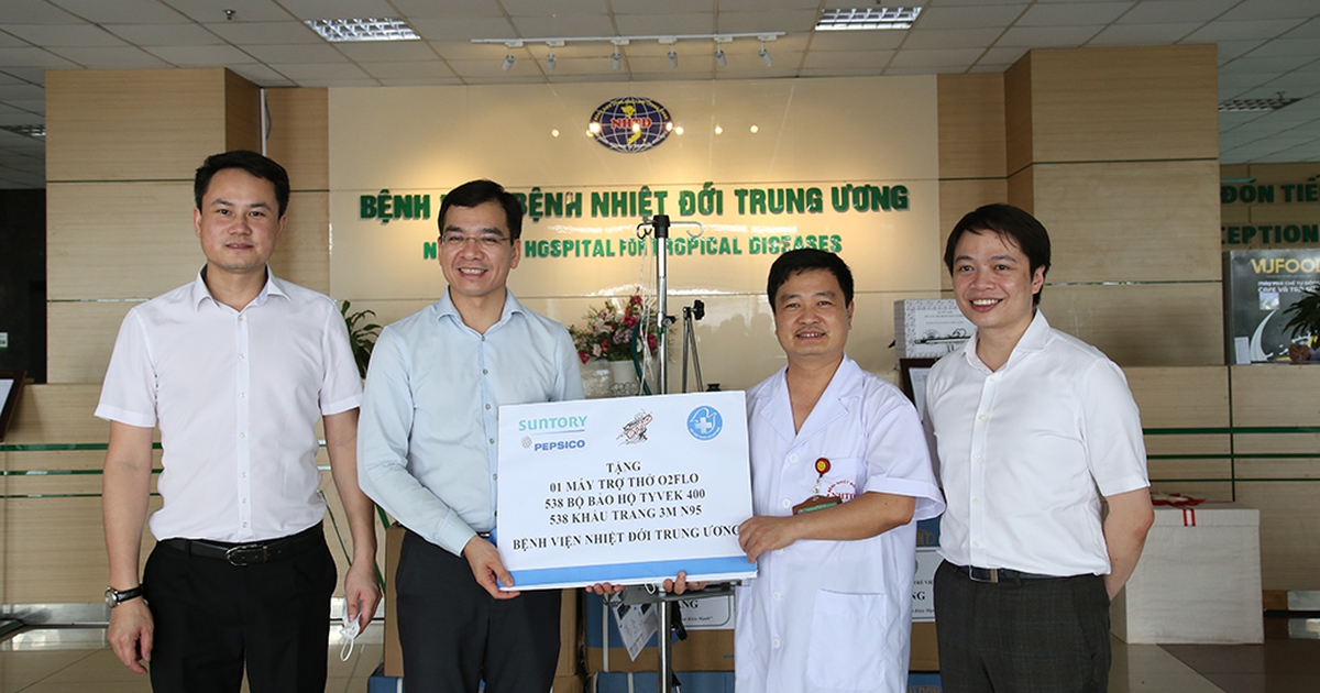 'Phải đặt trong tình trạng sẵn sàng chiến đấu với đợt bùng dịch mới’