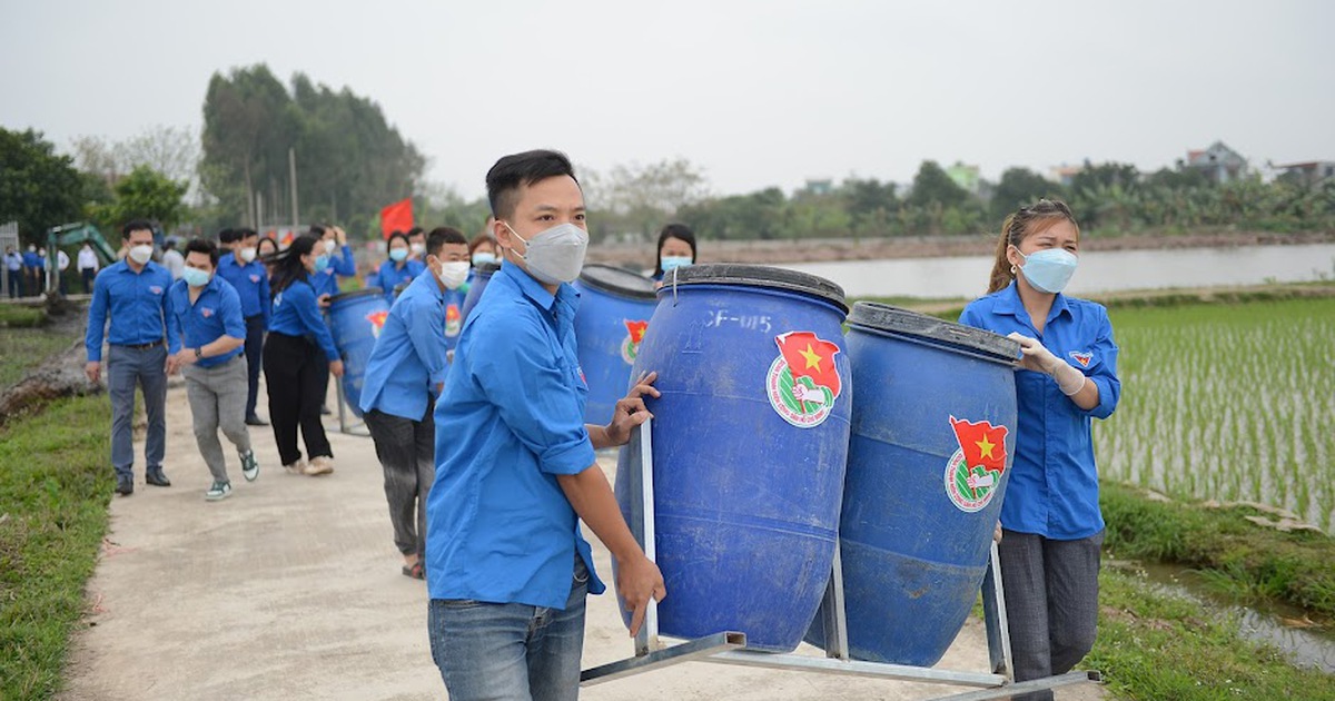 Một tuần có hơn 4.000 đoàn viên được giới thiệu kết nạp Đảng
