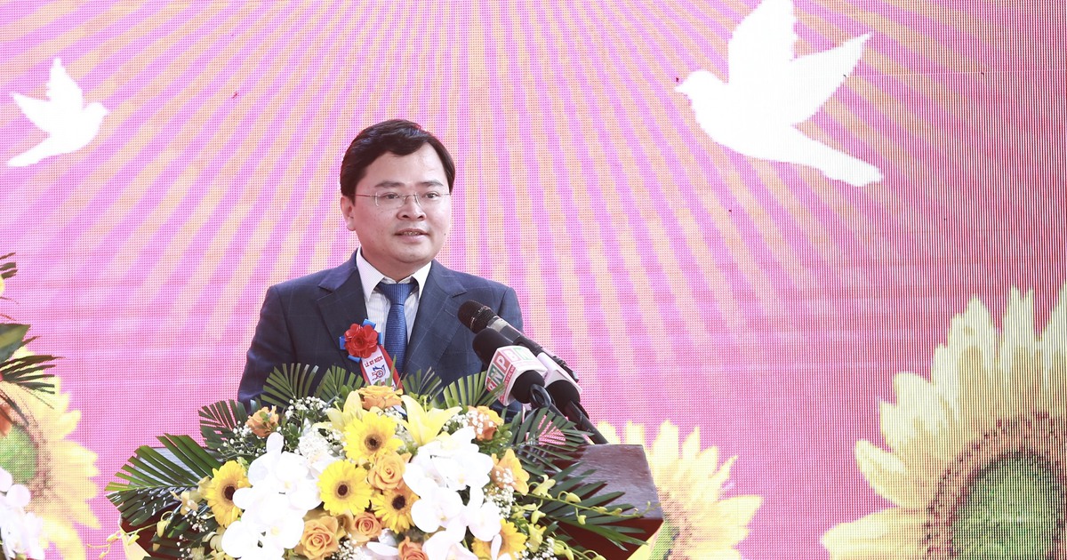 Bí thư Tỉnh ủy Bắc Ninh nhắn gửi 3 điều truyền cảm hứng trong lễ khai giảng