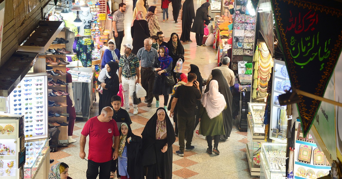 Nghìn lẻ một đêm du ký: Không ngủ ở Mashhad