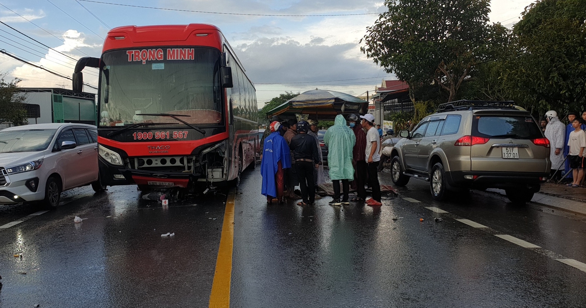 Ảnh xe biển số 49B01782