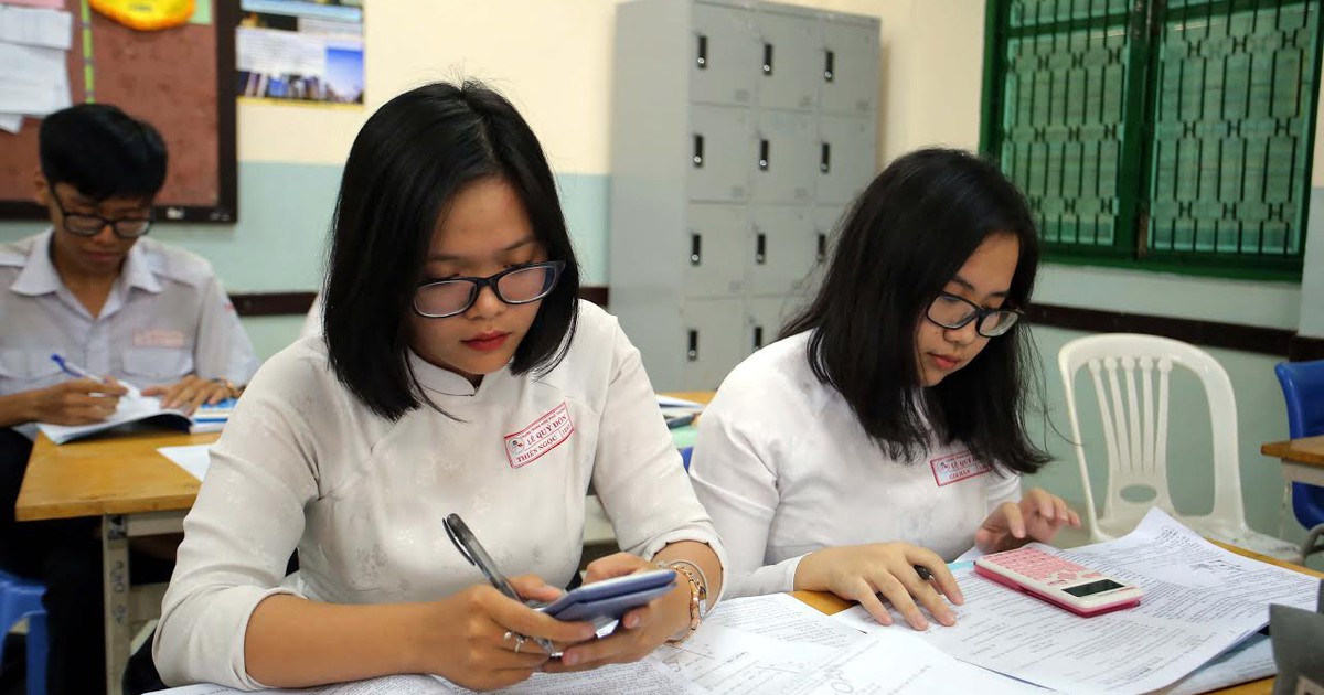 Kỳ thi THPT quốc gia: Đề thi tham khảo sai do “lỗi kỹ thuật” !