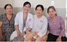 Từ Mỹ về Việt Nam để giải quyết nỗi khổ thầm kín của phụ nữ tuổi 62