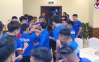 HLV Kim Sang-sik chào mừng Xuân Son, Văn Vĩ và Văn Toàn hội quân cùng đội tuyển dự AFF Cup