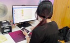Sử dụng điện thoại khi đang sạc: Một phút chủ quan, hậu quả khó lường
