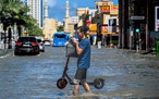 Nghi vấn công nghệ gieo mưa nhân tạo gây ra trận lụt lịch sử ở Dubai?