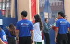 Thí sinh ngủ quên đi thi tốt nghiệp THPT trễ, tình nguyện viên hỗ trợ kịp thời