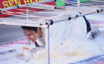 Nàng hậu Việt bất chấp hình tượng trong show thực tế