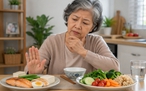 Càng lớn tuổi càng ngại ăn thịt: Bác sĩ chỉ ra hệ lụy ít người ngờ