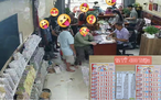Cả xóm miền Tây trúng 12,4 tỉ xổ số miền Nam, kéo tới đại lý lãnh tiền