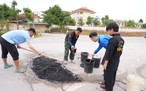 Anh Hòa lấp ổ gà