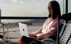 Apple tăng giá MacBook Air vẫn không đủ hàng để bán